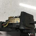 Mercedes W126  Stuurkolomcombischakelaar   126 545 1024  Cru, Auto-onderdelen, Dashboard en Schakelaars, Gebruikt, -, -, Ophalen of Verzenden