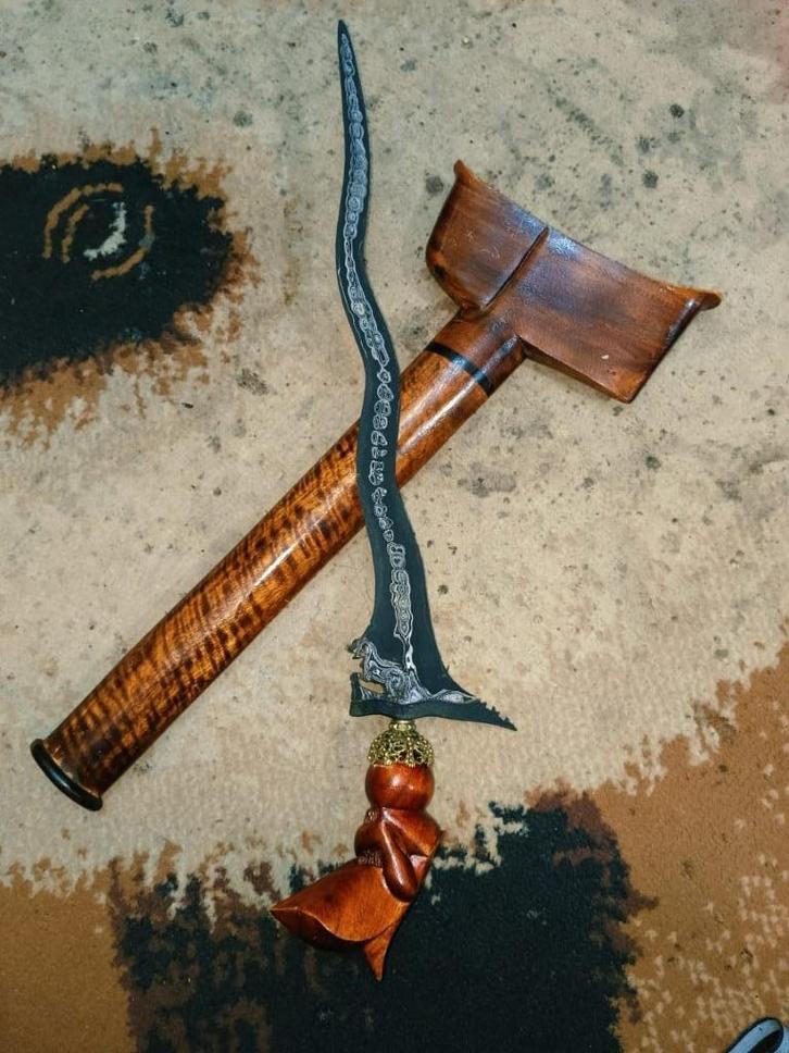 Keris Bugis Singo Barong 5 Luk Biji Timun Jawa Demam SVA81, Antiek en Kunst, Kunst | Niet-Westerse kunst, Verzenden
