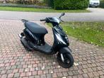 Piaggio zip 2t 70cc, Fietsen en Brommers, Scooters | Piaggio, Ophalen of Verzenden, Zo goed als nieuw, Tweetakt, Zip