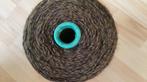Koon donkerbruin garen, voor breipendikte 3 of 3,5, Hobby en Vrije tijd, Breien en Haken, Ophalen of Verzenden, Zo goed als nieuw