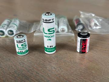 Te koop: 3,6V batterijen beschikbaar voor biedingen