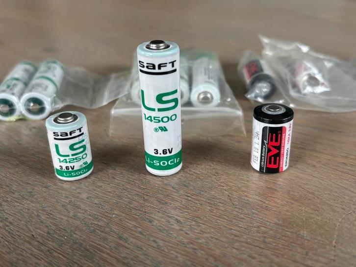 Te koop: 3,6V batterijen, Computers en Software, Accu's en Batterijen, Ophalen of Verzenden