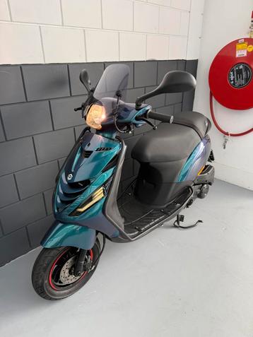 Piaggio Zip Sp Iget 2022 4Takt Snorscooter Custom Paint! beschikbaar voor biedingen