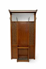 Art Deco periode kapstok, Ophalen