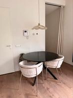 2 kuipstoelen, beige en zacht, Huis en Inrichting, Stoelen, Ophalen, Twee, Wit, Zo goed als nieuw