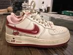 De Nike Air Force 1 Low Valentine's Day maat 38, Kleding | Dames, Schoenen, Ophalen, Wit, Nike, Sneakers of Gympen