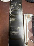 Dyna Time. Wandklok jaren 60-70 Space Age, Ophalen of Verzenden, Zo goed als nieuw, Wandklok