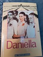 Daniella, Ophalen of Verzenden, Zo goed als nieuw