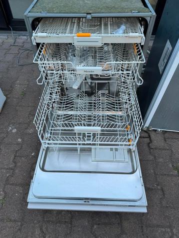 Miele G 6150 SCVi Inbouwvaatwasser – Stil & Ruim beschikbaar voor biedingen