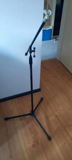 Altai microfoon standaard.  Shure houder, Ophalen of Verzenden, Zo goed als nieuw, Microfoon