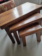 Vintage eiken bijzettafeltjes mimiset, nesting tables, Huis en Inrichting, Ophalen, Gebruikt, Rechthoekig, Minder dan 55 cm