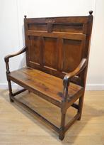 Antieke Engelse halbank 18e eeuw, Antiek en Kunst, Antiek | Meubels | Stoelen en Banken, Ophalen of Verzenden