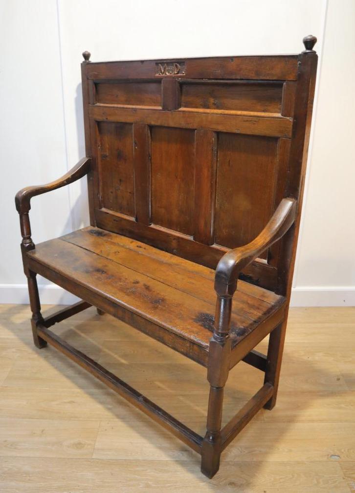 Antieke Engelse halbank 18e eeuw, Antiek en Kunst, Antiek | Meubels | Stoelen en Banken, Ophalen of Verzenden