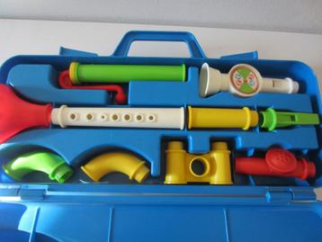 Vintage Fisher Price vrolijke fluit beschikbaar voor biedingen