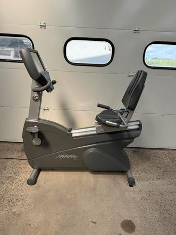 Life Fitness 95R Recline bike/ Zitfiets/ Ergometer beschikbaar voor biedingen