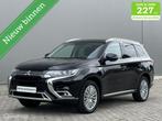 Mitsubishi Outlander 2.4 PHEV, Full LED, Trekhaak Dealer, Automaat, 4 cilinders, 1865 kg, LED verlichting