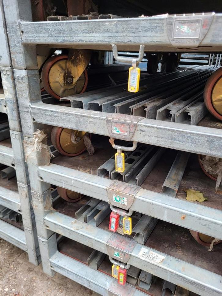 Cc containers,  deense bloemen wagens karren, Doe-het-zelf en Verbouw, Transportwagens, Gebruikt, Transportkar, 100 liter of meer