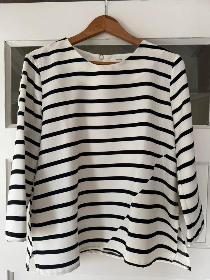 Opus shirt maat 36 - wit/zwart gestreept, Kleding | Dames, Blouses en Tunieken, Zo goed als nieuw, Maat 36 (S), Wit, Ophalen of Verzenden