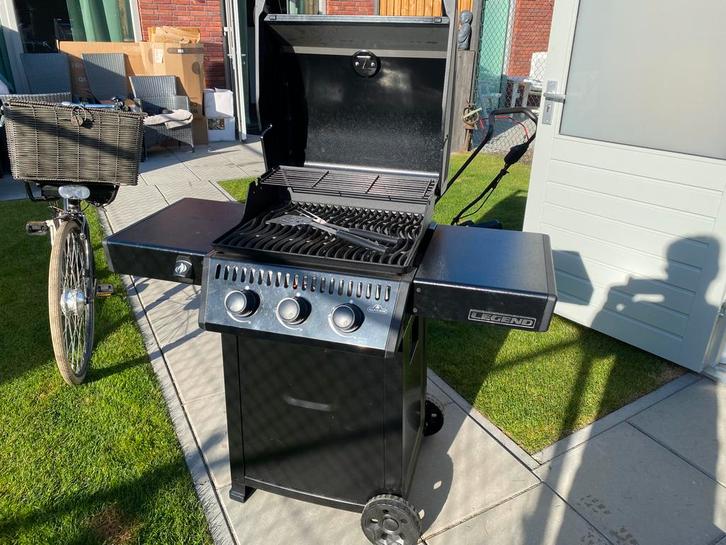 Gasbarbeque Napoleon Legend 365, Tuin en Terras, Gasbarbecues, Zo goed als nieuw, Ophalen