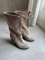Aigner boots, size 39 (leather), Kleding | Dames, Schoenen, Hoge laarzen, Beige, Ophalen of Verzenden, Zo goed als nieuw