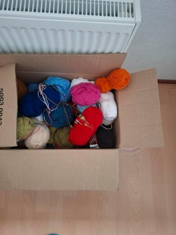 Doos wol beschikbaar voor biedingen
