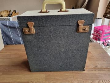 Mooie Vintage Hardcase Koffer Vinyl Lp's Blauw Grijs Cheney beschikbaar voor biedingen