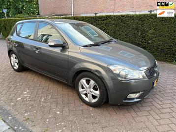 Kia Cee'd 1.4 CVVT X-ecutive beschikbaar voor biedingen