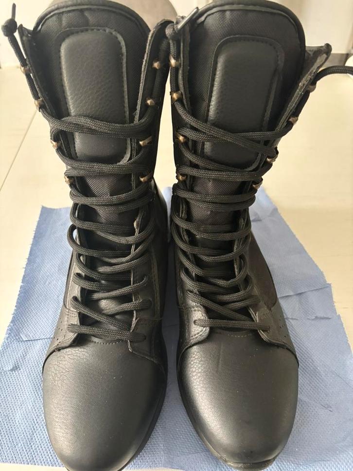 Zwarte leger zomerschoenen – maat 43 – nauwelijks gedragen, Motoren, Kleding | Motorkleding, Laarzen, Heren, Tweedehands, Ophalen of Verzenden