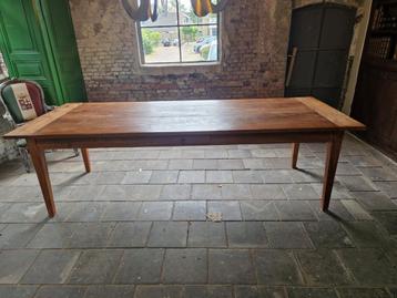 Boerentafel... landelijke tafel... 260 cm lang  beschikbaar voor biedingen