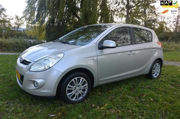 Hyundai I20 1.2i DynamicVersion*airco*2de eigenaar*in zeer g beschikbaar voor biedingen