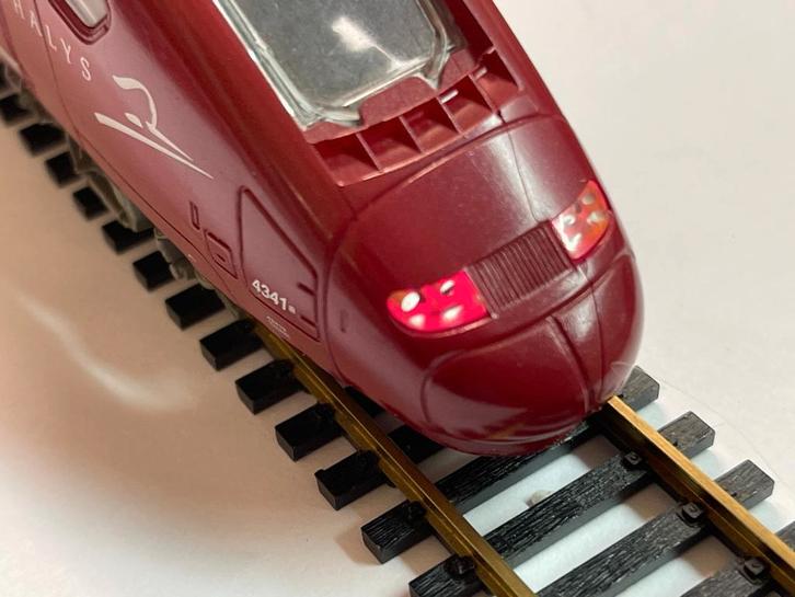 ** LIMA ** THALYS ** 4 DELIG ** Mehano ** Zeer mooi ! **, Hobby en Vrije tijd, Modeltreinen | H0, Zo goed als nieuw, Treinset