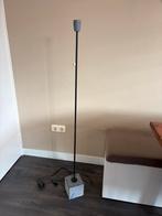 Vloerlamp met betonnen voet, Huis en Inrichting, Ophalen, Zo goed als nieuw, 150 tot 200 cm