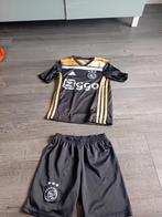 Mooie Ajax pakje Maat 128, Sport en Fitness, Maat XS of kleiner, Ophalen of Verzenden, Zo goed als nieuw, Shirt