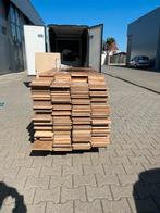48 m2 robijn multivloer. 18 cm breed 2 cm dik . Toplaag 5mm, Gebruikt, 2e hands product geen info bekend, 2e hands product geen info bekend