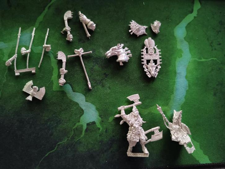 Warhammer Fantasy Tin Bits & Pieces, Hobby en Vrije tijd, Wargaming, Nieuw, Warhammer, Figuurtje(s), Ophalen of Verzenden