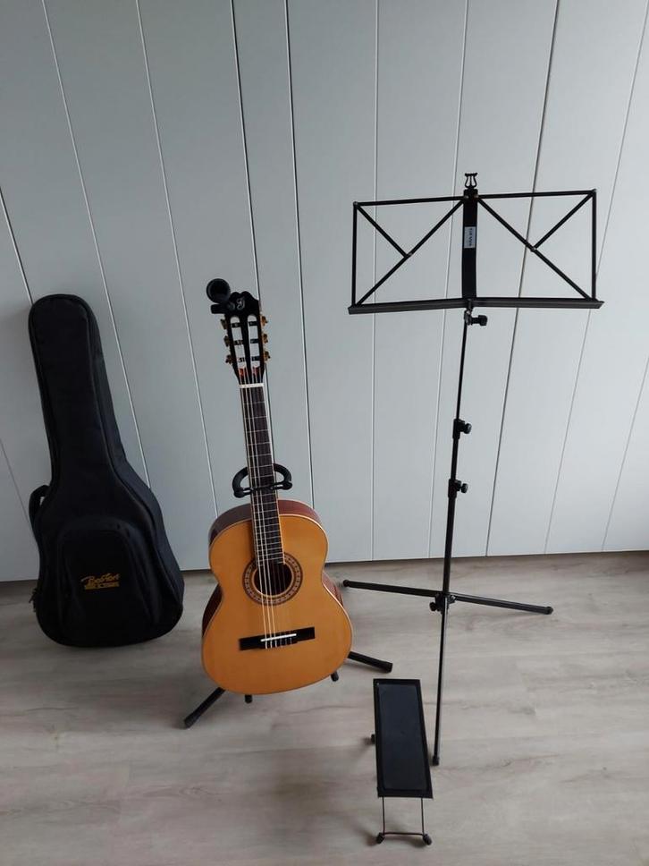 Gomez Kindergitaar 3/4 - Zo goed als nieuw!, Muziek en Instrumenten, Snaarinstrumenten | Gitaren | Akoestisch, Zo goed als nieuw