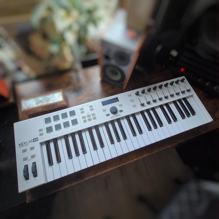 Arturia Keylab Essential 49 Mark 2 / MK II, Muziek en Instrumenten, Midi-apparatuur, Zo goed als nieuw, Ophalen of Verzenden