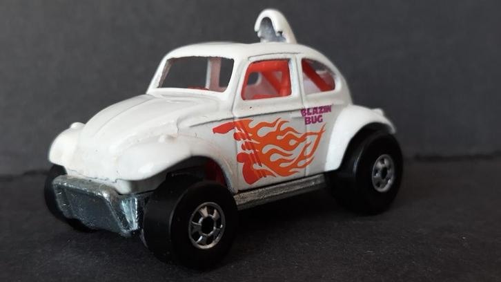 Volkswagen VW Blazin Bug 1:64 Hotwheels Pol, Hobby en Vrije tijd, Modelauto's | Overige schalen, Zo goed als nieuw, Auto, Verzenden