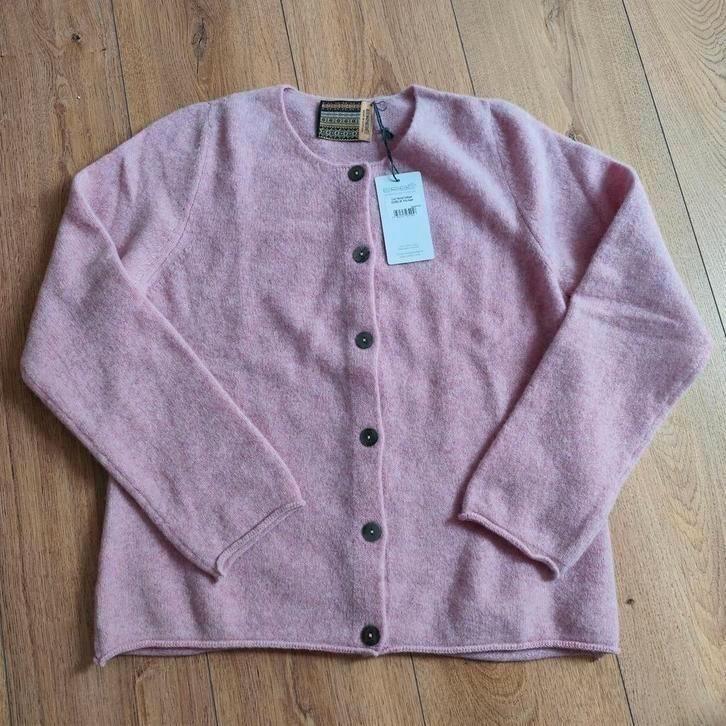 Eribé Round Cardigan Pink Haze m, Kleding | Dames, Truien en Vesten, Nieuw, Maat 38/40 (M), Roze, Ophalen of Verzenden