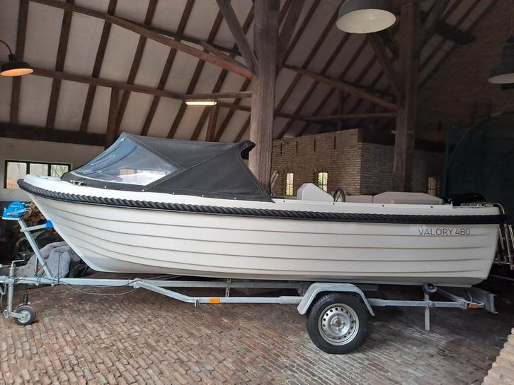 Mooie Valory 480 Suzuki 20 pk bouwjaar 2025, Watersport en Boten, Sloepen, Zo goed als nieuw, 10 tot 30 pk, 3 tot 6 meter, Buitenboordmotor