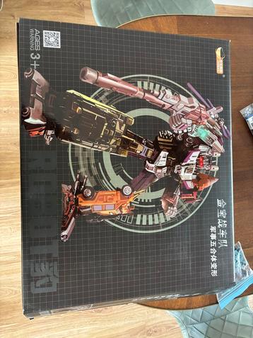 Jinbao Warbotron - Combiner Transformers beschikbaar voor biedingen