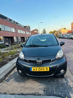 Toyota Aygo 1.0 12V Vvt-i 5DRS 2011 Grijs, Voorwielaandrijving, Euro 5, Stof, 4 stoelen
