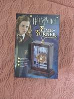 Harry potter time turner met display, Ophalen of Verzenden, Zo goed als nieuw, Replica