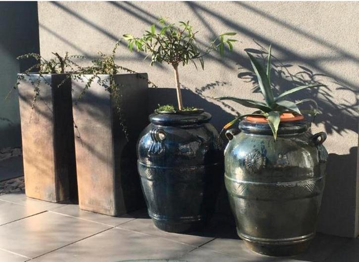 Grote 71cm geglazuurde groen blauw Toscaanse bloempotten, Tuin en Terras, Bloempotten, Zo goed als nieuw, Terracotta, Binnen, Balkon