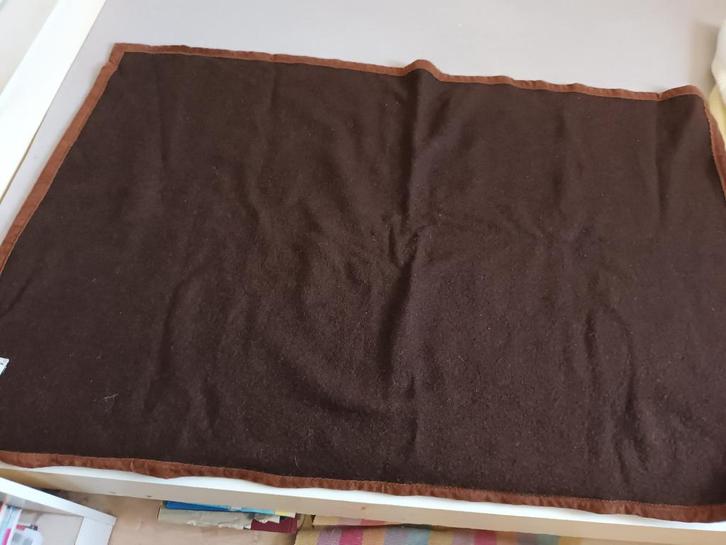 Bruine wollen deken Kinderdeken baby ledikant wieg 148-97cm, Kinderen en Baby's, Dekens, Slaapzakjes en Inbakerproducten, Zo goed als nieuw