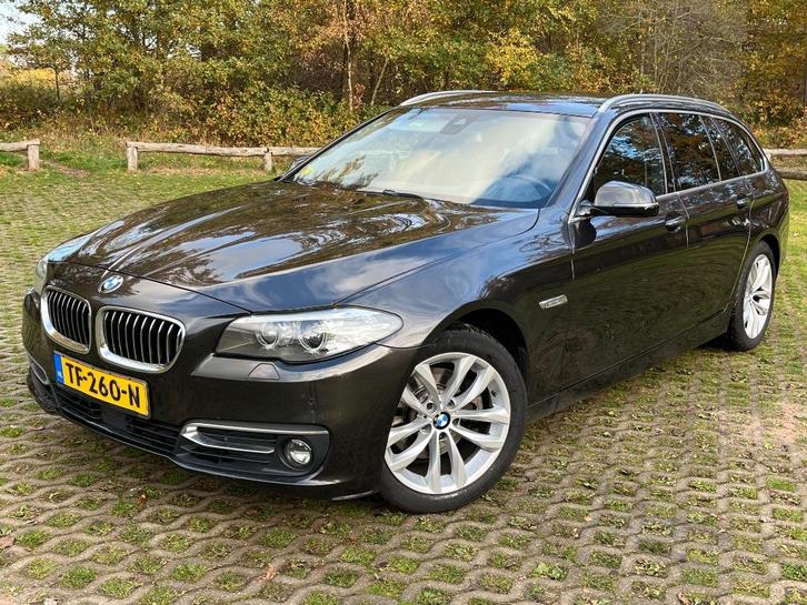 BMW 520d Touring 2016 Luxury line |HUD |dealer OH| trekhaak, Auto's, BMW, Particulier, 5-Serie, ABS, Achteruitrijcamera, Adaptieve lichten