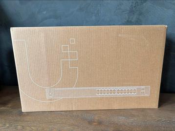 NIEUW - Ubiquiti Unifi 24 poorts PoE switch I USW-24-POE beschikbaar voor biedingen