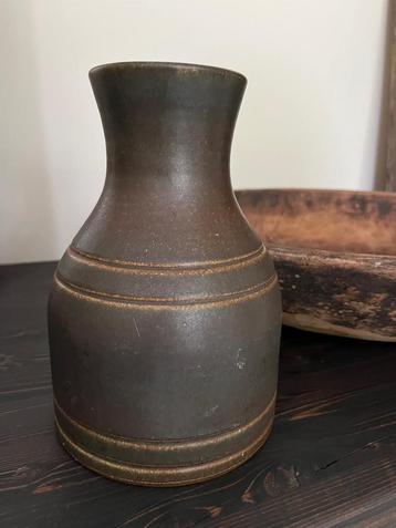 Vintage handgedraaide vaas 150/20 – jaren ’70 stijl beschikbaar voor biedingen