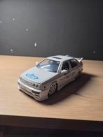 1995 volkswagen Jetta schaalmodel 1/24, Hobby en Vrije tijd, Modelauto's | 1:24, Ophalen of Verzenden