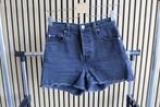 Zwarte korte broek Levi's, Zwart, Ophalen of Verzenden, Zo goed als nieuw, W27 (confectie 34) of kleiner
